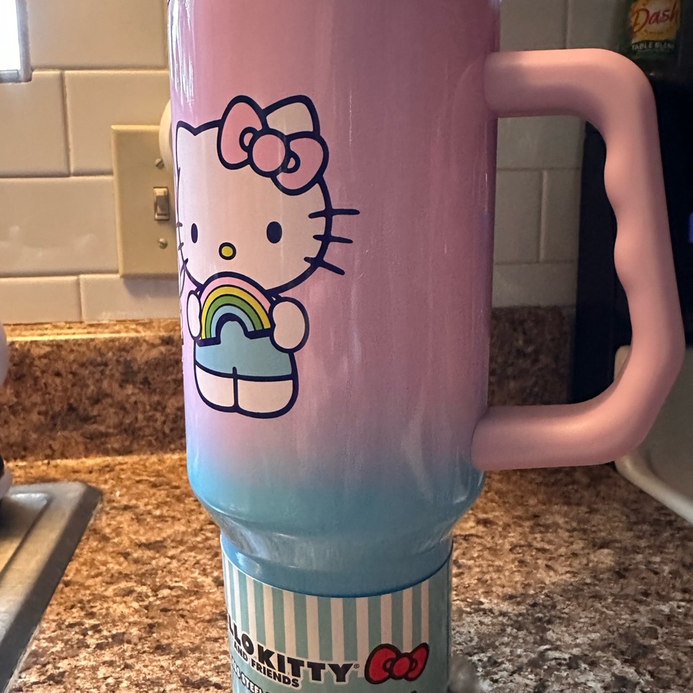 Hello Kitty Blue and pink Stainless Steel Tumbler - Picture 6 of 6